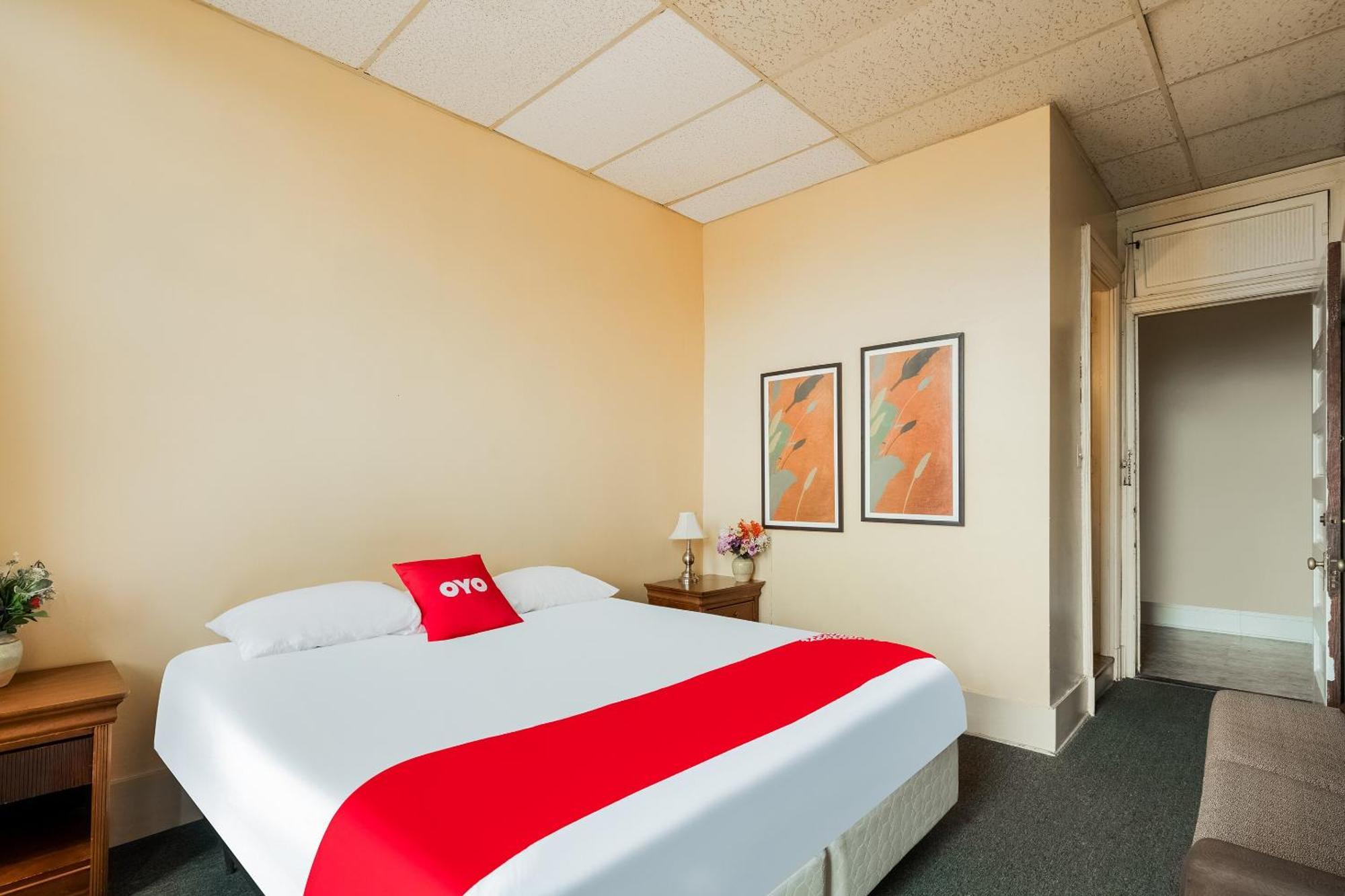 Oyo Hotel Bradford Main St Pa Extérieur photo