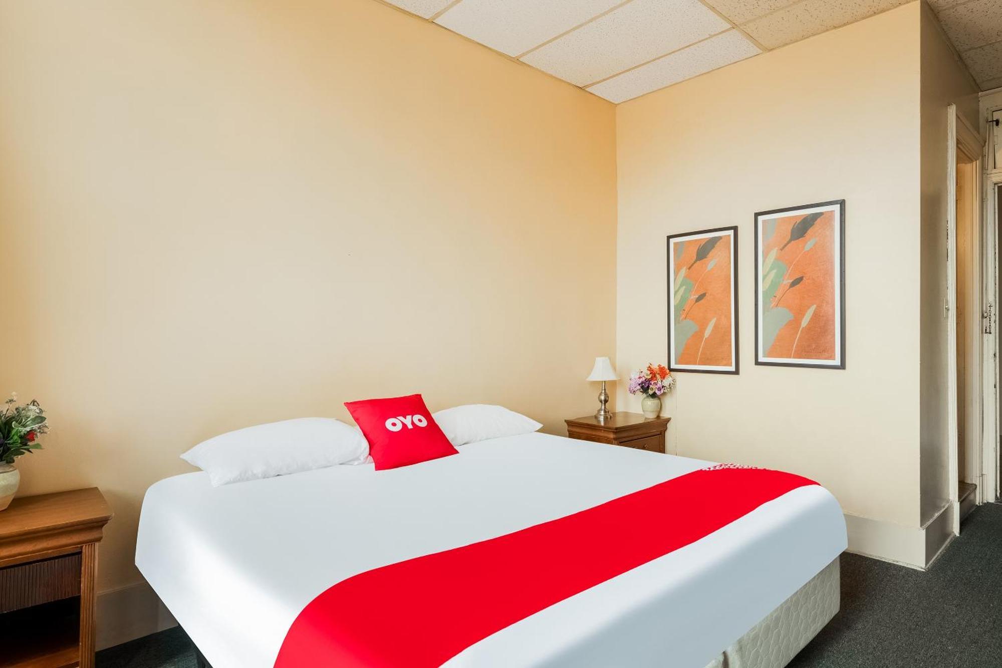 Oyo Hotel Bradford Main St Pa Extérieur photo