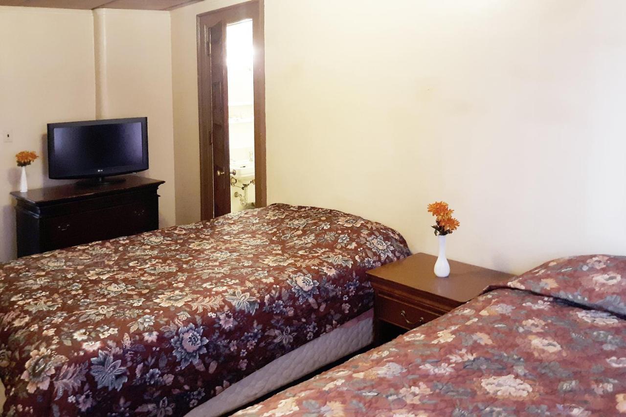 Oyo Hotel Bradford Main St Pa Extérieur photo